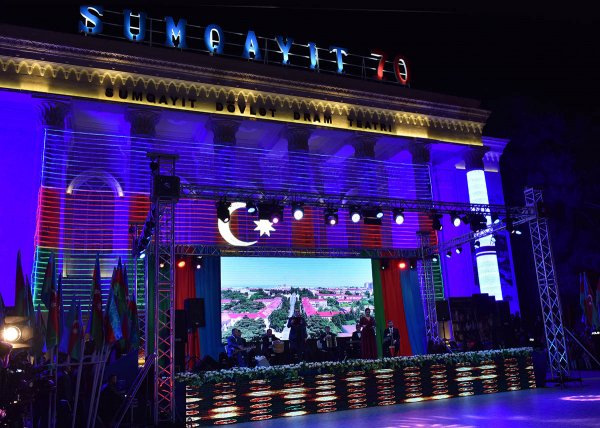 Sumqayıtda möhtəşəm açıq hava konserti təşkil edilib – FOTOLAR
