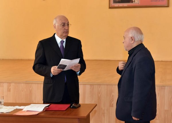 Zakir Fərəcov sakinlərlə görüşdü, problemlərini dinlədi – FOTOLAR