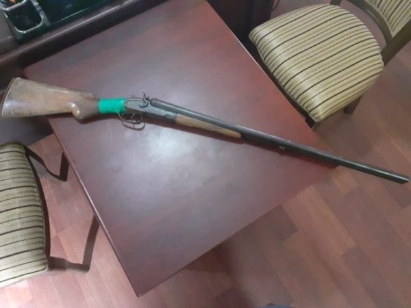 Azərbaycanda toy karvanında silahdan atəş açan şəxsin FOTOSU