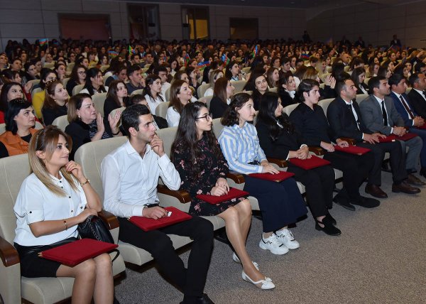 Sumqayıtın 70 illiyi ilə bağlı tədbirlər davam edir – FOTOLAR