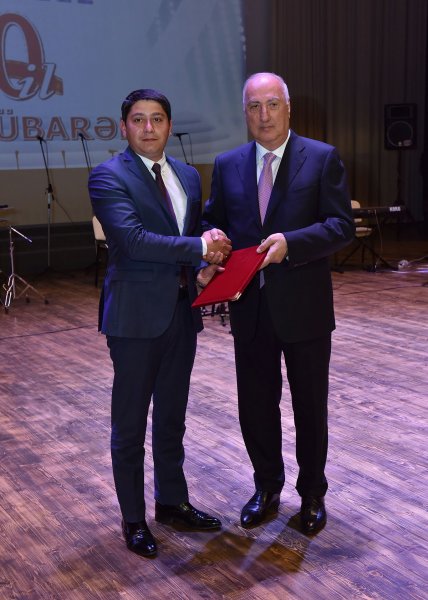 Sumqayıtın 70 illiyi ilə bağlı tədbirlər davam edir – FOTOLAR