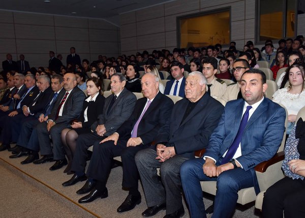Sumqayıtın 70 illiyi ilə bağlı tədbirlər davam edir – FOTOLAR