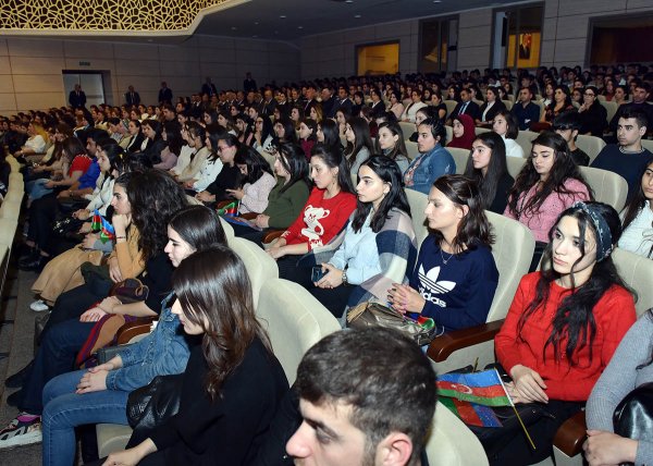Sumqayıtın 70 illiyi ilə bağlı tədbirlər davam edir – FOTOLAR