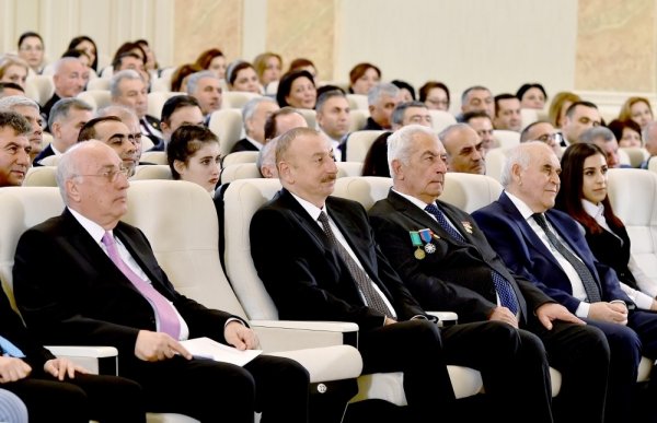 Prezidentin Sumqayıtda iştirak etdiyi tədbirdən FOTOLAR