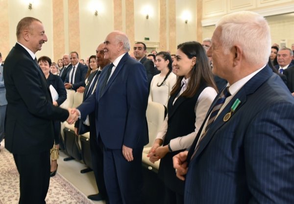 Prezidentin Sumqayıtda iştirak etdiyi tədbirdən FOTOLAR