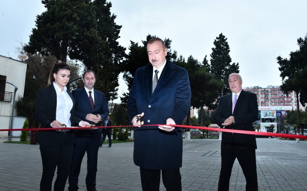 İlham Əliyev Sumqayıtda “Nizami” kinoteatrında – FOTOLAR