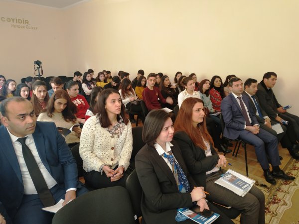 Regionlarda gənclərə  dövlət qulluğunun təşviqi məqsədilə təlimlər keçirilib -FOTOLAR