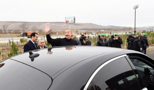 Prezident və xanımının Şamaxıda sakinlərlə səmimi FOTOLARI