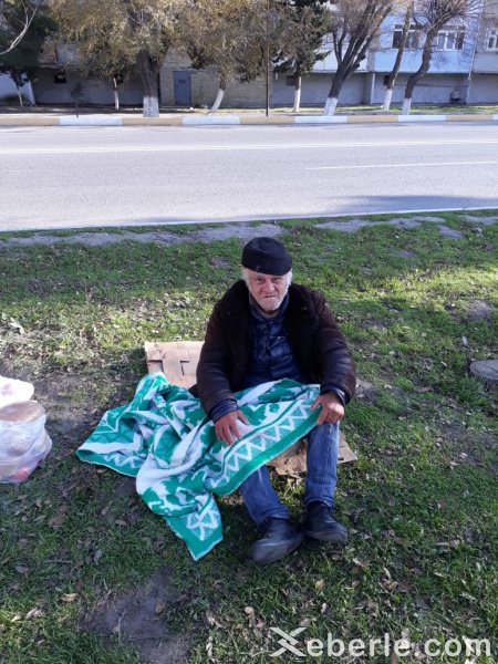 Sumqayıtda küçədə yaşayan Tolik -VİDEO(FOTO)