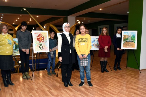  “Sumqayıt uşaqların gözü ilə” adlı rəsm sərgisi keçirilib - FOTOLAR