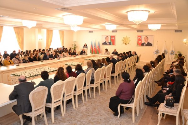 Sumqayıtda seçicilərlə görüşlər davam edir - FOTO
