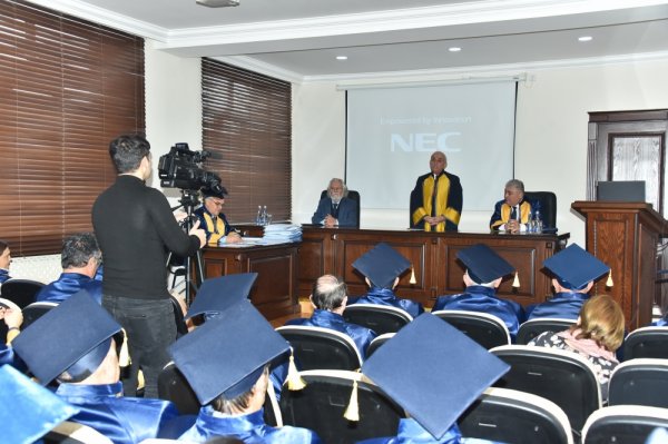 Türkiyəli alim Sumqayıt Dövlət Universitetinin fəxri doktoru adına layiq görülüb -FOTO 