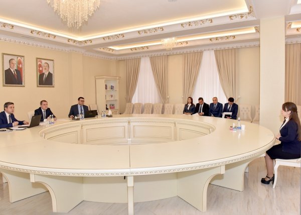 Təhsil naziri Sumqayıtda vətəndaşları qəbul edib - FOTO