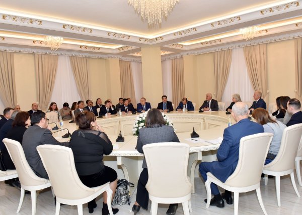 Sumqayıtda rəis şura iclası keçirdi - FOTOLAR Sumqayıtda rəis şura iclası keçirdi - FOTOLAR