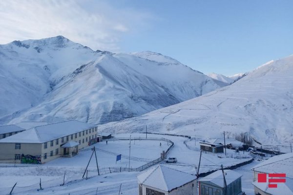 Dağlara qar yağdı, temperatur 11 dərəcəyə düşdü - FOTO