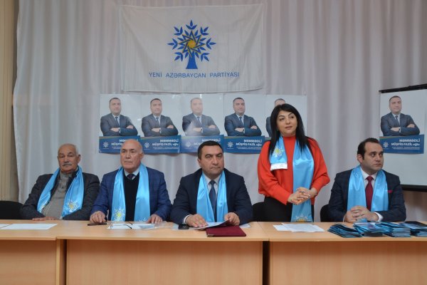 Müşfiq Məmmədli Sumqayıtda seçicilərlə ilk görüşünü keçirdi - FOTOLAR Müşfiq Məmmədli Sumqayıtda seçicilərlə ilk görüşünü keçirdi - FOTOLAR