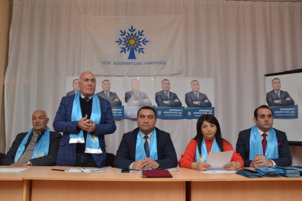 Müşfiq Məmmədli Sumqayıtda seçicilərlə ilk görüşünü keçirdi - FOTOLAR Müşfiq Məmmədli Sumqayıtda seçicilərlə ilk görüşünü keçirdi - FOTOLAR