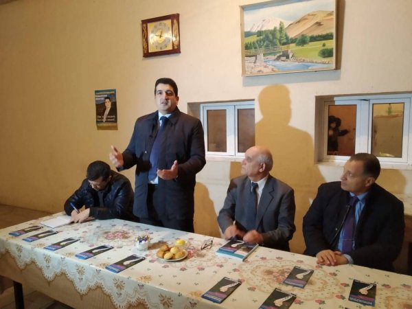 Zaur Əhməd seçicilərlə görüşünə Sumqayıtdan başladı - FOTO Zaur Əhməd seçicilərlə görüşünə Sumqayıtdan başladı - FOTO