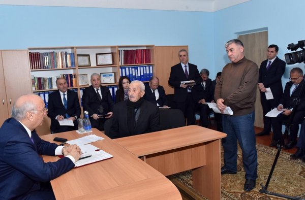 Zakir Fərəcov səyyar görüş keçirdi - FOTOLAR