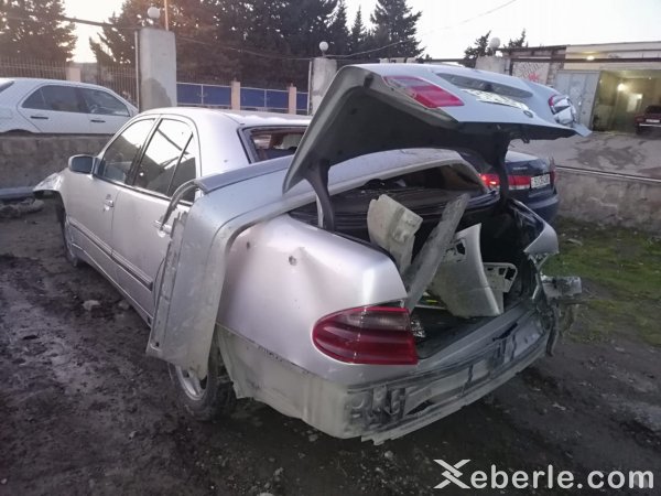 Sumqayıtda ağır qəza: yaralılar var - FOTOLAR