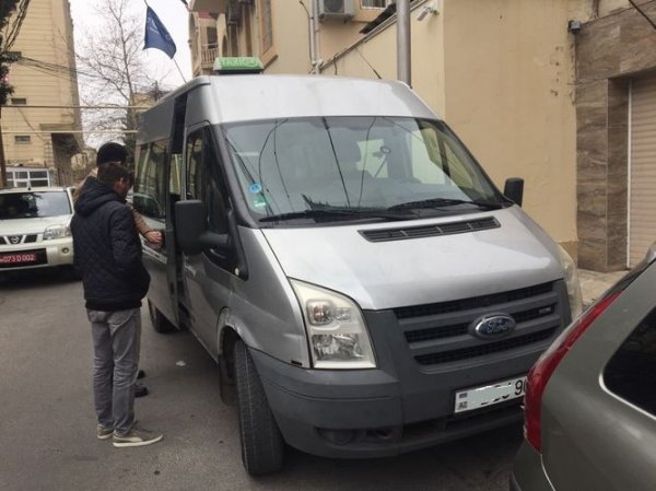 Xaricdən Azərbaycana qayıtmış şəxslərə avtomobillər bağışlanıb