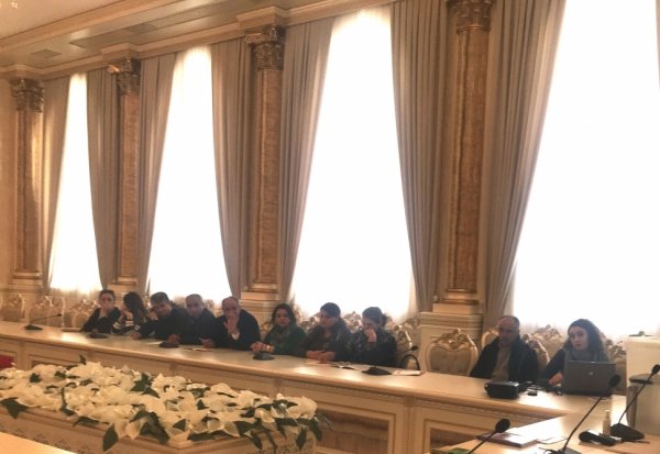 Sumqayıtda aşağı seçki komissiyalarının üzvləri üçün maarifləndirici treninqlər keçirilib - FOTO