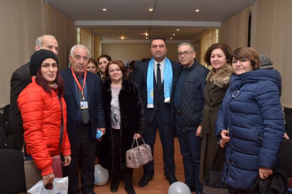 Deputatlığa namizəd Müşfiq Məmmədli Sumqayıtda seçicilərlə görüşlərini davam etdirir - FOTOLAR