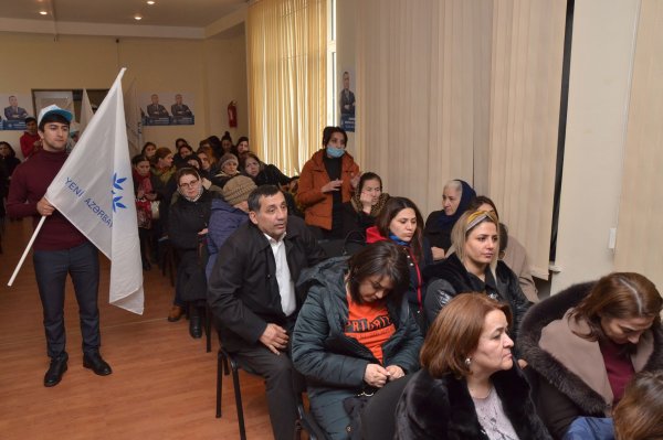 Deputatlığa namizəd Müşfiq Məmmədli Sumqayıtda seçicilərlə görüşlərini davam etdirir - FOTOLAR