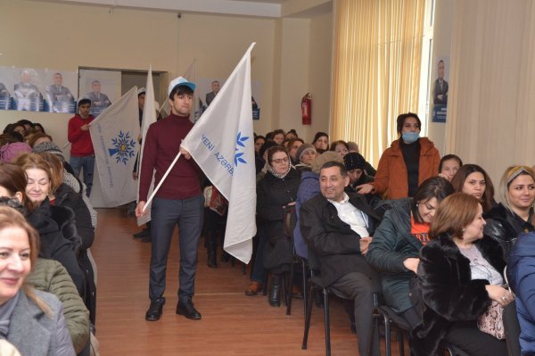 Deputatlığa namizəd Müşfiq Məmmədli Sumqayıtda seçicilərlə görüşlərini davam etdirir - FOTOLAR