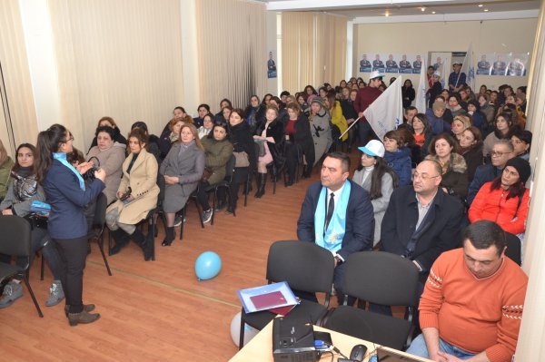 Deputatlığa namizəd Müşfiq Məmmədli Sumqayıtda seçicilərlə görüşlərini davam etdirir - FOTOLAR