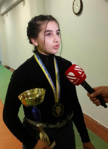 Qələbələri sıralayan gənc idmançı - FOTOLAR Qələbələri sıralayan gənc idmançı - FOTOLAR
