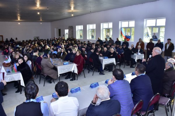 Müşfiq Məmmədlinin Hacı Zeynalabdin qəsəbəsində seçicilərlə növbəti görüşü - FOTOLAR