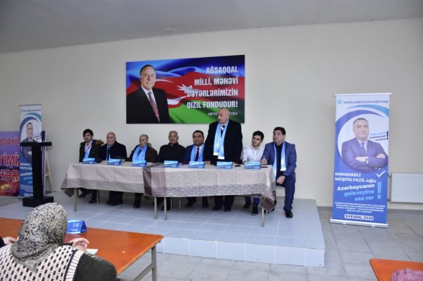 Müşfiq Məmmədli Sumqayıtda seçicilərlə görüşlərini davam etdirir - FOTOLAR