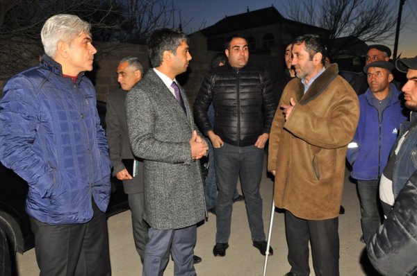 Deputatlığa namizəd “Stansiya Sumqayıt” yaşayış massivində sakinlərlə görüşüb, şəhid ailəsini ziyarət edib – FOTOLAR
