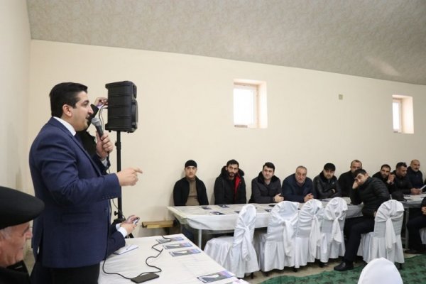Adından söz etdirən namizəd - FOTOLAR