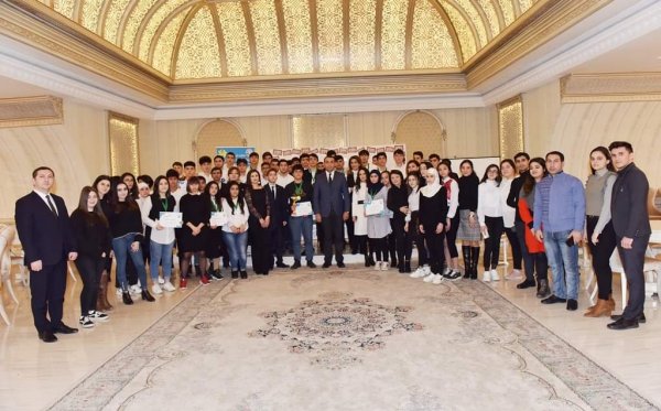 Sumqayıtda “İnteraktiv Düşüncə” adlı bilik yarışının ilk mərhələsi icra olundu - FOTOLAR