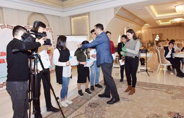 Sumqayıtda “İnteraktiv Düşüncə” adlı bilik yarışının ilk mərhələsi icra olundu - FOTOLAR