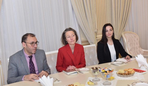 İsveçrənin Azərbaycandakı səfiri Sumqayıtda olub - FOTOLAR