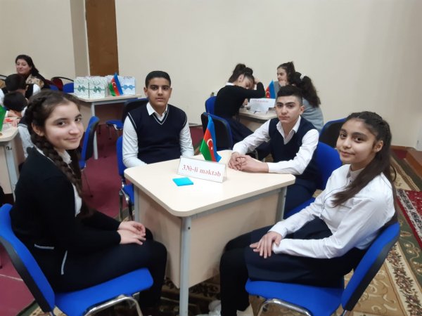 Sumqayıtda Mərkəzi kitabxananın təşkilatçılığı ilə bilik yarışması keçirilib -FOTOLAR