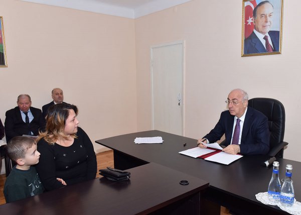 Zakir Fərəcov növbəti səyyar qəbul keçirib – FOTOLAR