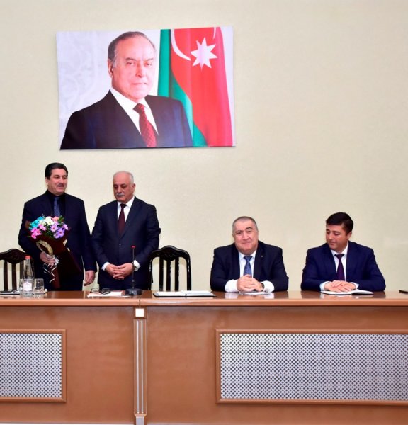 Sumqayıtda rəis müşavirə keçirdi - FOTOLAR