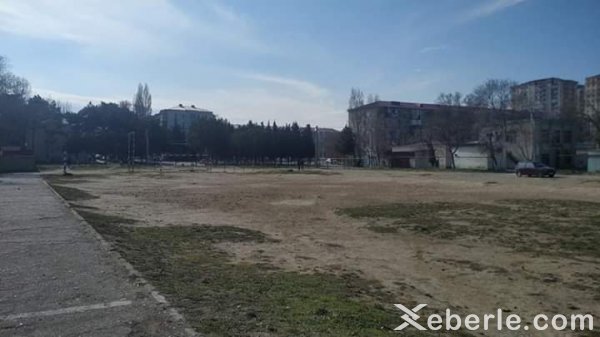 Sumqayıtda məktəb stadionunda "novostroyka" tikilir? - AÇIQLAMA (FOTO)