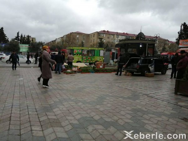 Sumqayıtda  küçə ticarəti ilə məşğul olanlara XƏBƏRDARLIQ (FOTOLAR)