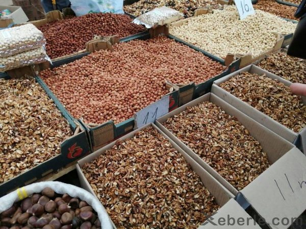 Sumqayıtda  küçə ticarəti ilə məşğul olanlara XƏBƏRDARLIQ (FOTOLAR)