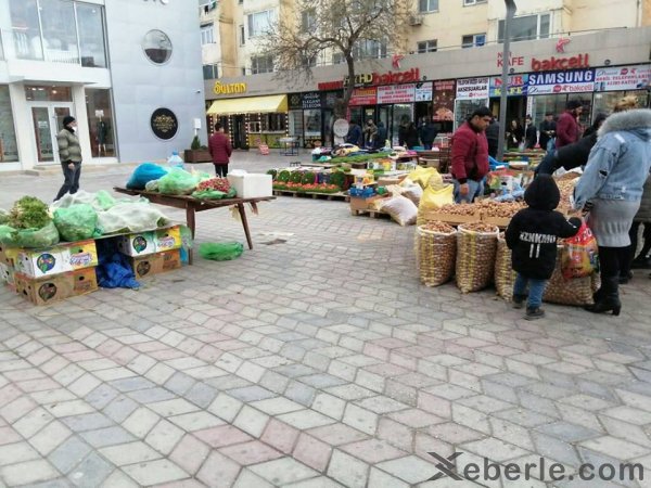 Sumqayıtda  küçə ticarəti ilə məşğul olanlara XƏBƏRDARLIQ (FOTOLAR)