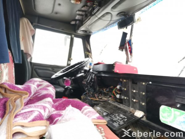 Sumqayıtda ağır qəza: mikroavtobus yük maşını ilə toqquşdu - FOTOLAR