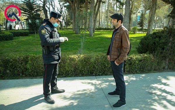 Küçəyə səbəbsiz çıxanlar 100 manat cərimə edildi – Fotolar