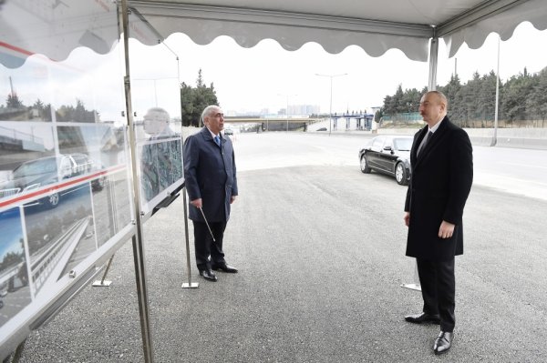 Prezident Bakı-Sumqayıt yolunda görülən işləri yoxladı -FOTO