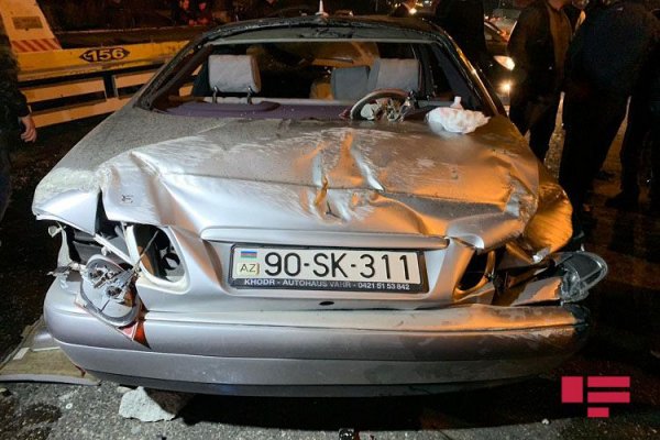 Sumqayıt yolunda ağır qəza: xəsarət alanlar var - FOTOLAR