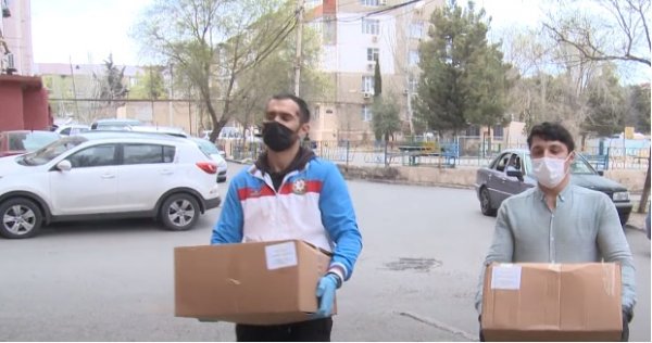 Sumqayıt şəhərində 5 mindən çox ailəyə ərzaq bağlamaları paylanılıb - FOTO